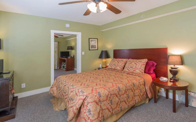 photo 4 of Meranova Guest Inn