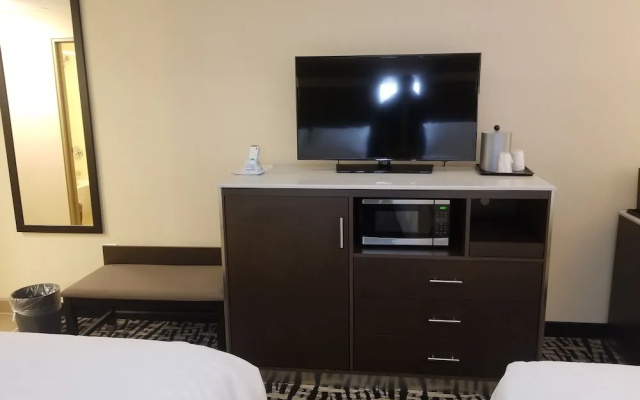 photo 5 of Holiday Inn Poughkeepsie