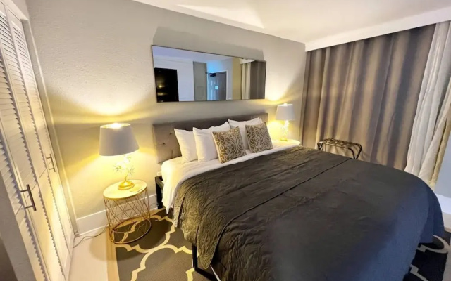 photo 5 of Meridian Plaza by Beach Vacations