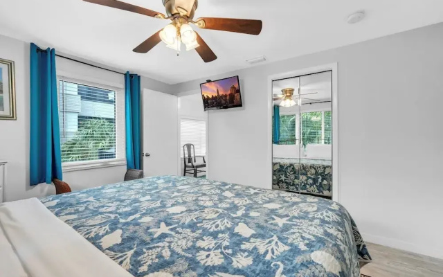 photo 3 of Mermaid Tale 2 Bedroom Condo by RedAwning