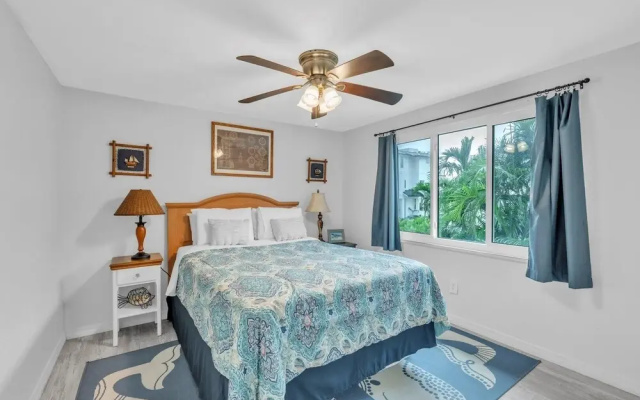 photo 5 of Mermaid Tale 2 Bedroom Condo by RedAwning