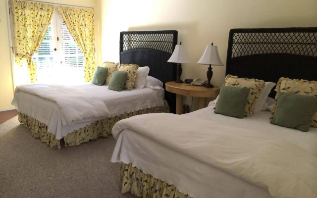 photo 3 of Merritt House Hotel