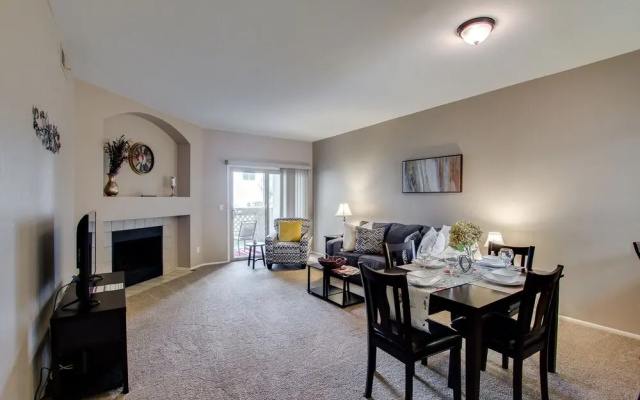 photo 3 of Mesa Drive 1020 - 2 Br Condo