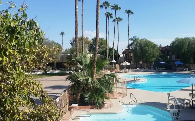 photo 4 of Mesa Golf Inn & Suites