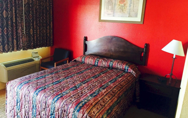 photo 3 of Mesa Oasis Inn Motel