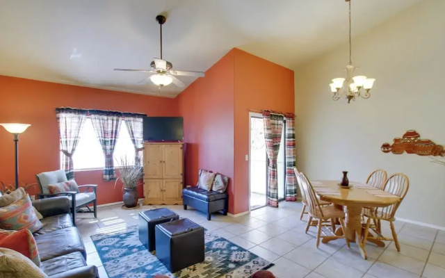 photo 4 of 7 Mi to Mill Ave: Bbq-ready Mesa Townhouse
