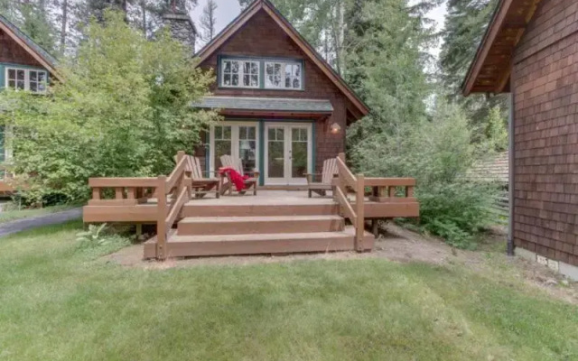 photo 2 of Metolius Cabin 2