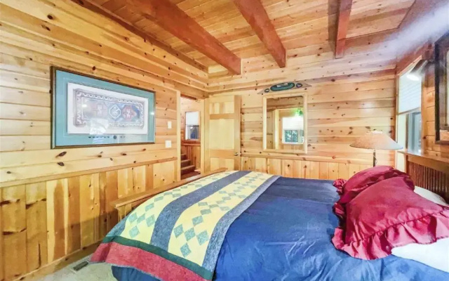photo 3 of Metolius Cabin 3