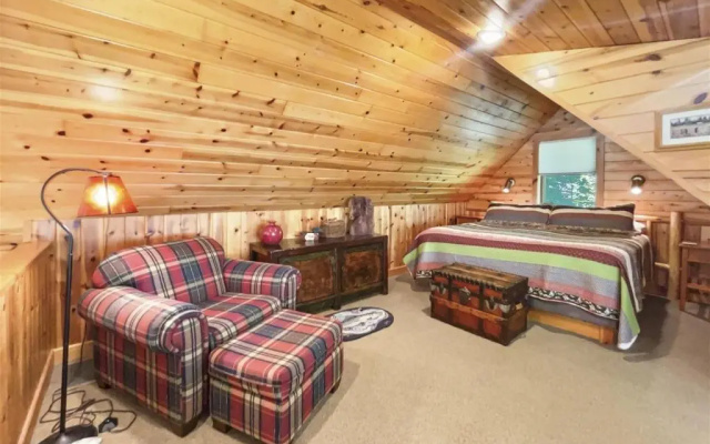 photo 5 of Metolius Cabin 3