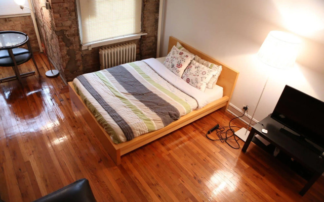 photo 2 of Metro Studio Apartment in Kipsbay