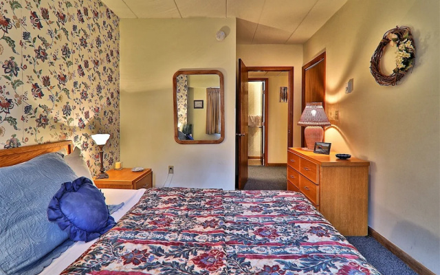 photo 3 of Mg 1a04 - Mountain Green 2br/1.5ba, Close To Mountain!
