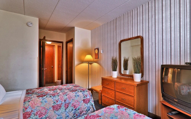 photo 4 of Mg 1a04 - Mountain Green 2br/1.5ba, Close To Mountain!