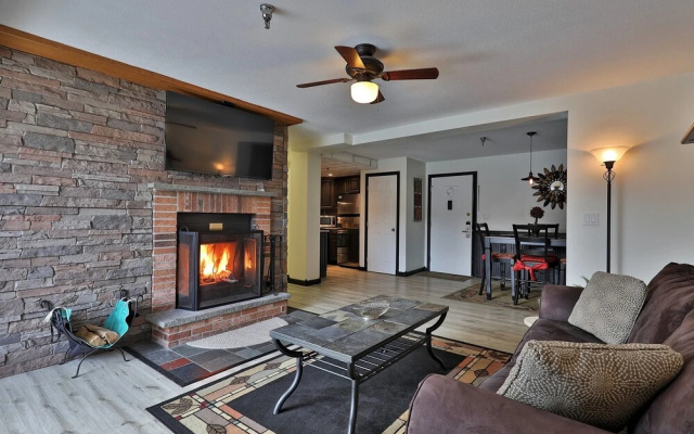 photo 4 of Mg 3C08 Charming 1 Br Mountain Green Resort Condo W Pool