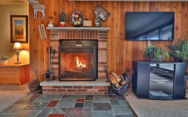 photo 3 of Mg 3c10 - Mountain Green 1br Comfy Condo: Hot Tub/Pool