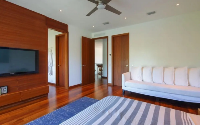 photo 5 of Miami Abode - Private & Sanitized, Perfect for Working From Home. Private Pool, Pet Friendly. Super-host Support