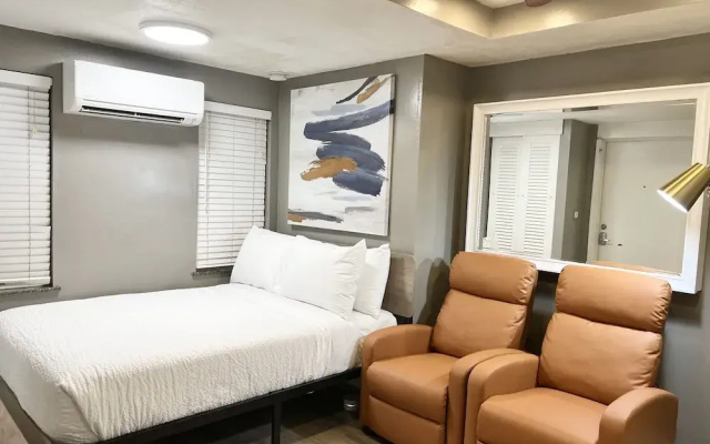 photo 5 of Miami Beach HomeStay