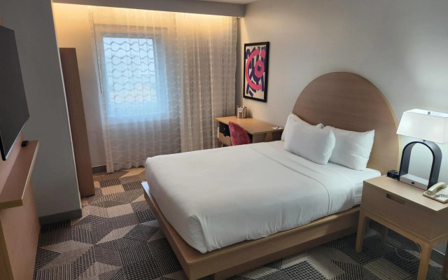 photo 3 of Miami International Airport Hotel