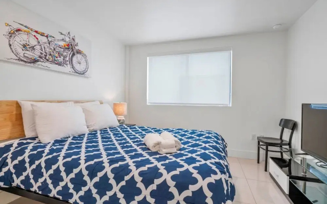 photo 5 of Miami Suite 101