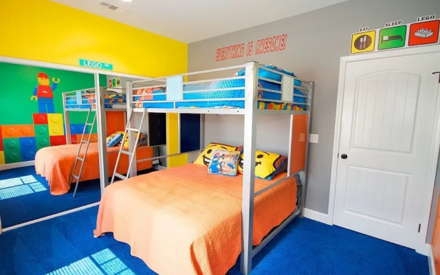 photo 5 of Mickey's Beach House 6 Bedrooms 3.5 Bathrooms Home