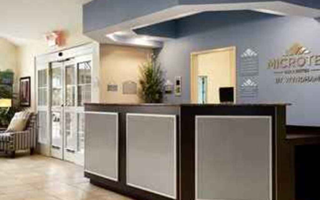 photo 2 of Microtel I And S Belle Chasse