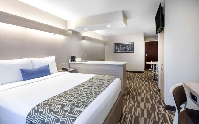 photo 4 of Microtel Inn & Suites by Wyndham Atlanta/Buckhead Area