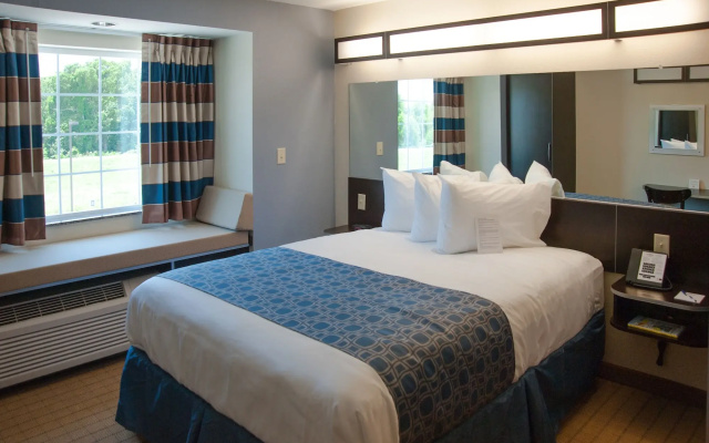 photo 3 of Microtel Inn & Suites By Wyndham Belle Chasse/New