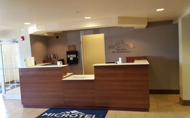 photo 2 of Microtel Inn & Suites by Wyndham Bellevue/Omaha