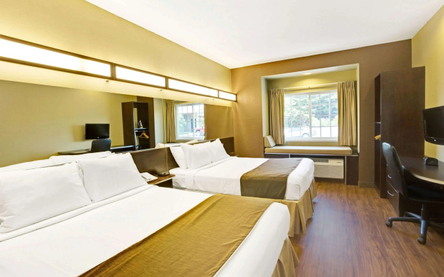 photo 3 of Microtel Inn & Suites by Wyndham Bryson City