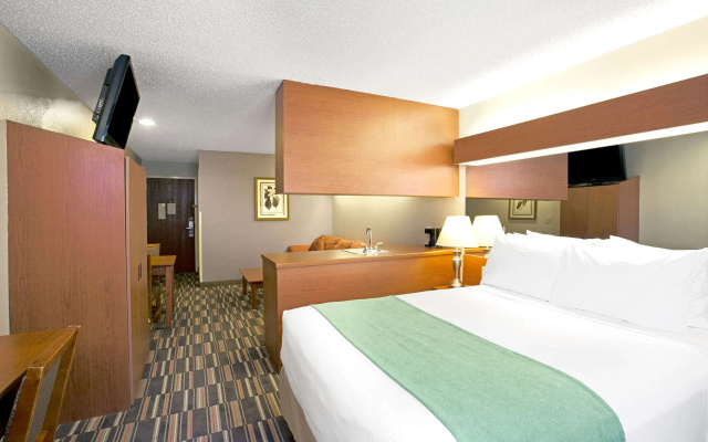 photo 2 of Microtel Inn & Suites by Wyndham Cherokee