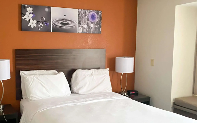 photo 3 of Sleep Inn & Suites Decatur West