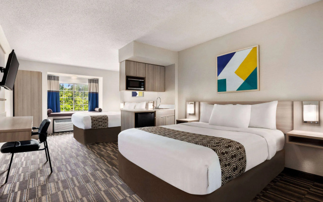photo 3 of Microtel Inn & Suites by Wyndham Florence/Cincinnati Airport