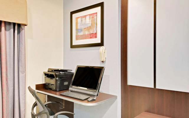 photo 5 of Microtel Inn & Suites by Wyndham Geneva
