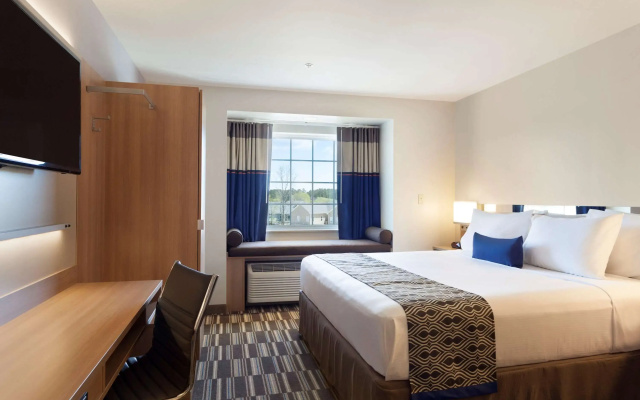 photo 5 of Microtel Inn & Suites By Wyndham Georgetown Delaware Beaches