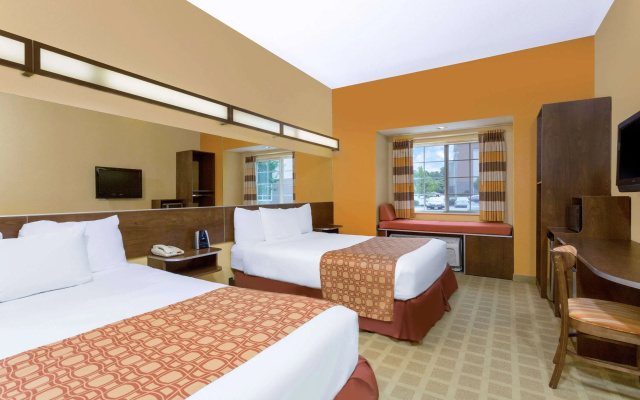 photo 3 of Microtel Inn & Suites by Wyndham Greenville/University Medic