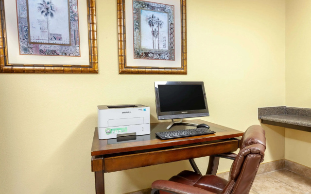photo 4 of Microtel Inn & Suites by Wyndham Gulf Shores