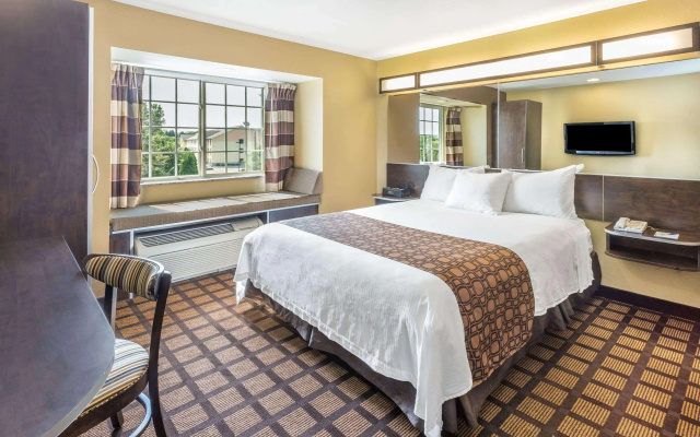 photo 4 of Sleep Inn & Suites Kalamazoo Southwest