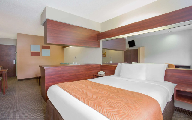 photo 5 of Microtel Inn & Suites by Wyndham Kannapolis/Concord