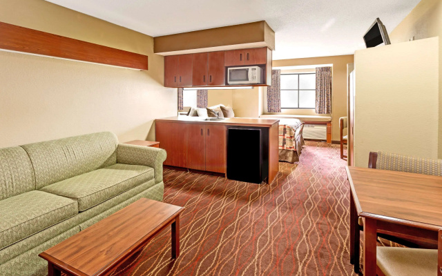 photo 4 of Microtel Inn & Suites by Wyndham Norcross