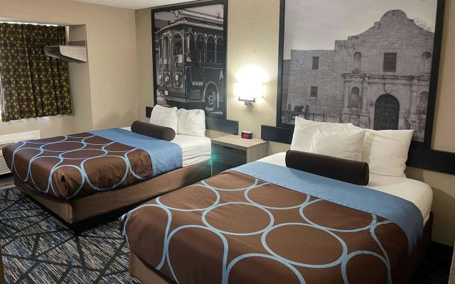 photo 5 of Super 8 by Wyndham San Antonio Downtown NE