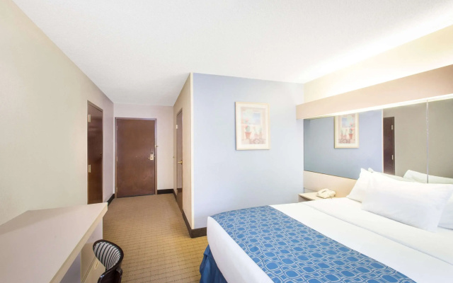 photo 4 of Microtel Inn & Suites by Wyndham Seneca Falls