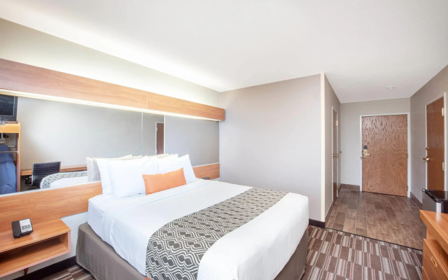 photo 4 of Microtel Inn & Suites by Wyndham Springfield