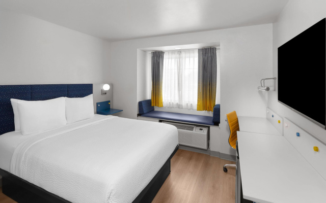 photo 4 of Microtel Inn & Suites by Wyndham Baton Rouge Airport