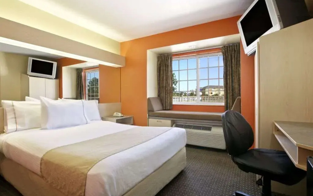photo 3 of Microtel Inn & Suites Baton Rouge Airline Hwy