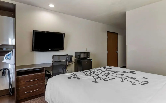 photo 3 of Microtel Inn & Suites by Wyndham Kalamazoo