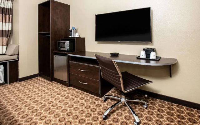 photo 3 of Microtel Inn & Suites by Wyndham Pecos