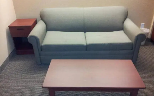 photo 3 of Microtel Inn & Suites Rogers