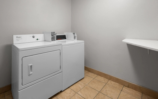 photo 4 of Microtel Inn by Wyndham Albany Airport
