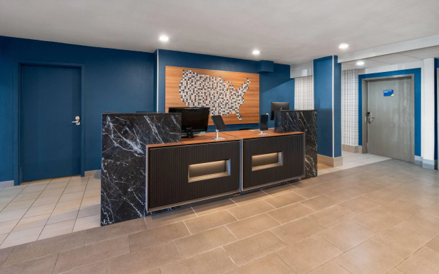 photo 2 of Microtel Inn & Suites by Wyndham Denver Airport