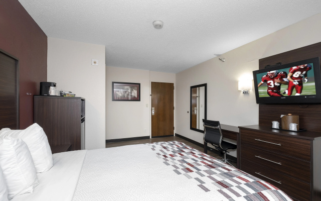 photo 4 of Red Roof Inn Springfield, MO