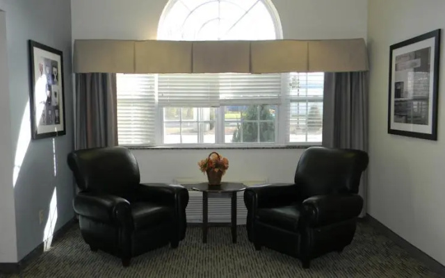 photo 2 of Microtel Inn & Suites By Wyndham Bath